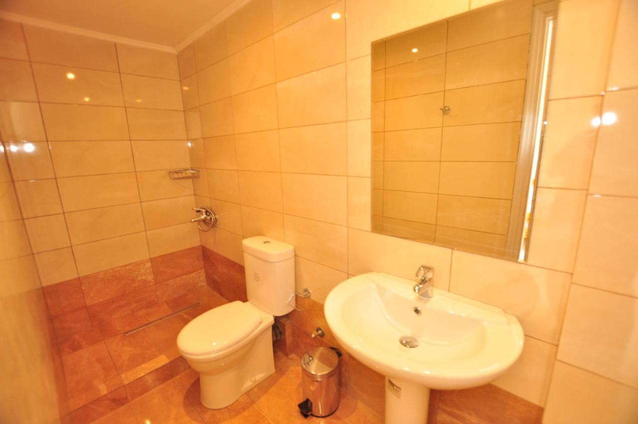 Barbayiannis Studios Moraḯtika Buitenkant foto